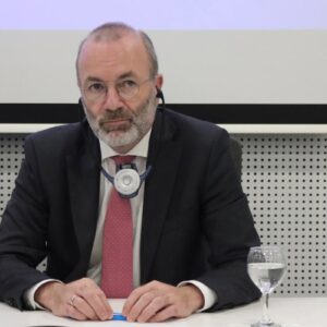 Weber (PPE) demande depuis Ceuta que les outils soient utilisés pour le retour des mineurs et que Rabat respecte ses engagements