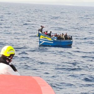 Les secours maritimes interceptent un bateau avec 38 immigrants maghrébins à environ trois milles de La Graciosa