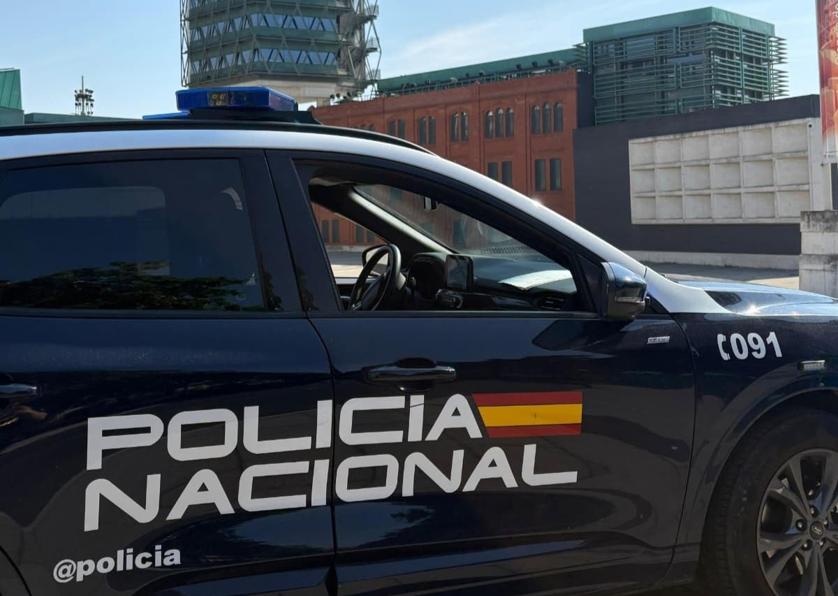 La Police nationale démantèle un réseau de trafic de migrants avec Europol lors d'une opération dans 17 pays