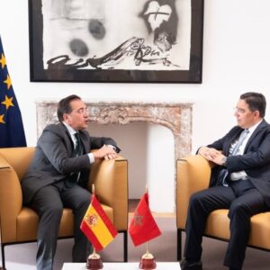 Le Maroc réitère à Albares sa « pleine collaboration » pour que les migrants de Ceuta reviennent au plus vite