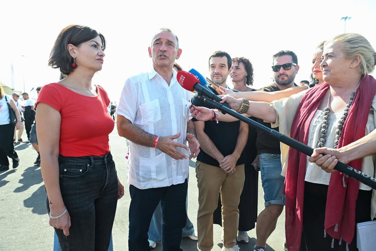 Sumar prévient le PSOE qu'il ne soutiendra pas l'expulsion des demandeurs d'asile avant que leurs dossiers ne soient résolus