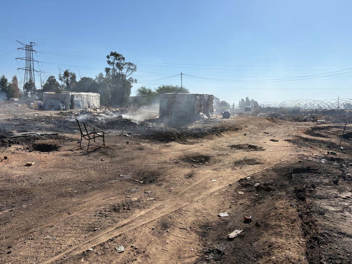 CCOO déplore la mort d'un travailleur migrant dans un incendie dans le village de Palos de la Frontera (Huelva)