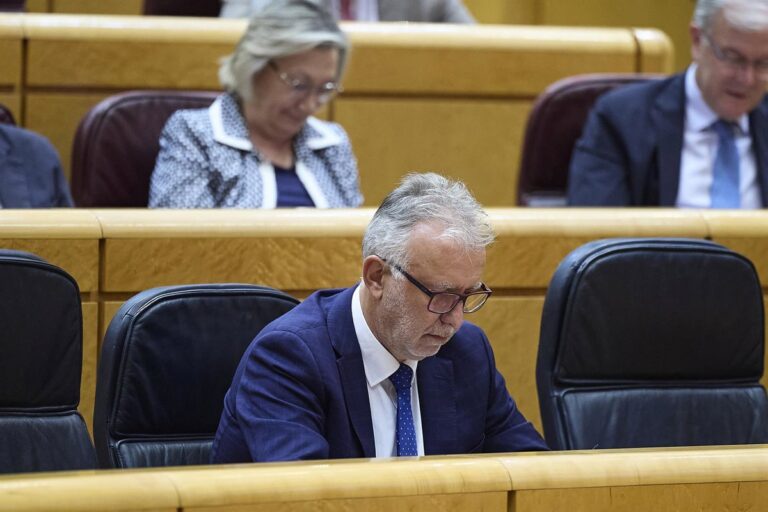 Torres reproche au PP les « accusations très graves » contre Rabat dans la crise de Ceuta : « Soyez responsable envers le Maroc »