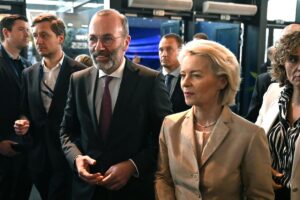 Le PP européen demande à l'UE de pouvoir suspendre les demandes d'asile en cas d' »attaques hybrides » comme celle de Ceuta