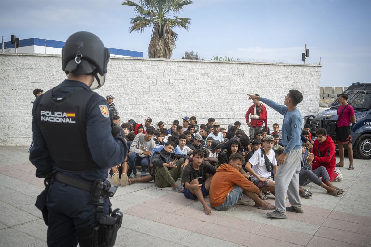 Le BOE publie l'incorporation d'un terrain de la prison de Ceuta parmi les ressources au service des migrants
