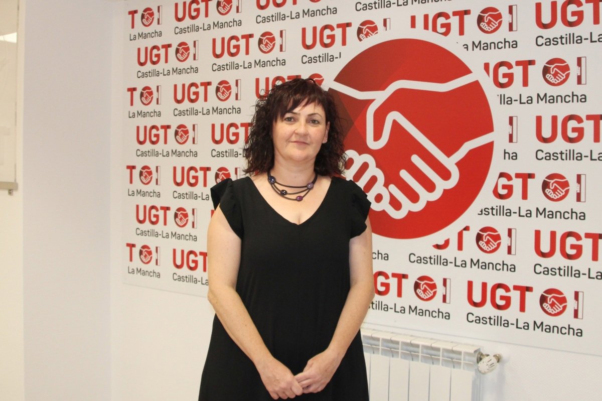 L'UGT accueille l'augmentation avec "prudence" et l'attribue à la fin de la campagne d'été et à la régularisation des immigrés