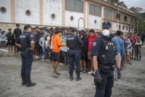 Le président de Príncipe (Ceuta) dénonce que Rego n'a pas tenu parole d'affilier les mineurs migrants