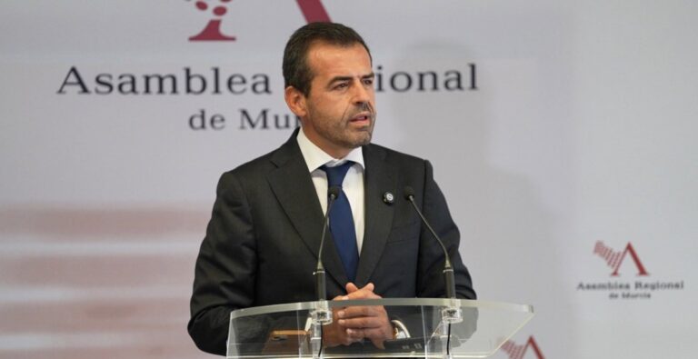 Vox place le contrôle des frontières et l'accès au logement parmi ses priorités pour 29N