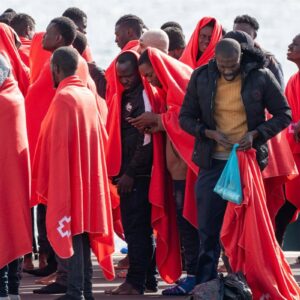 Un bateau avec 53 migrants à bord est intercepté dans les eaux proches de l'île de Lanzarote