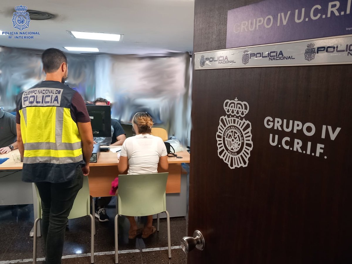 L'UCRIF de la Police ajoute 2.291 détenus depuis 2021 pour avoir favorisé l'immigration irrégulière et faux papiers