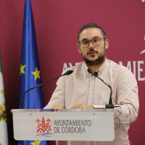 Podemos demandera lors de la séance plénière du conseil municipal que Cordoue accueille les mineurs migrants de Ceuta