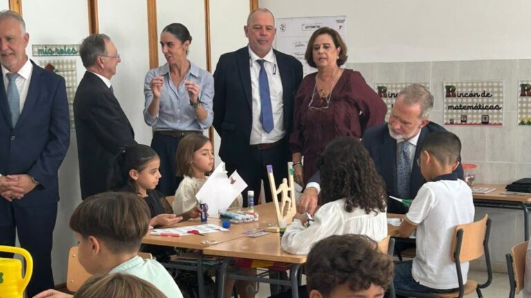 L'école Vicente Aleixandre de Ceuta ouvre ses portes aux Rois