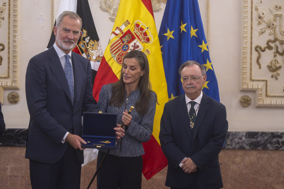 Vivas remercie Felipe VI pour sa "confiance et ses encouragements" afin que les habitants de Ceuta "illuminent" la fin de la crise