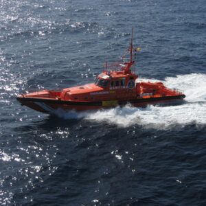 Maritime Rescue escorte un deuxième canoë avec 177 migrants jusqu'à La Restinga (El Hierro)