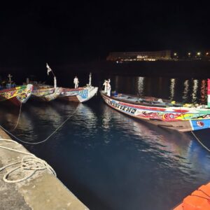 Ils interceptent une pirogue avec 145 migrants dans les eaux d'El Hierro