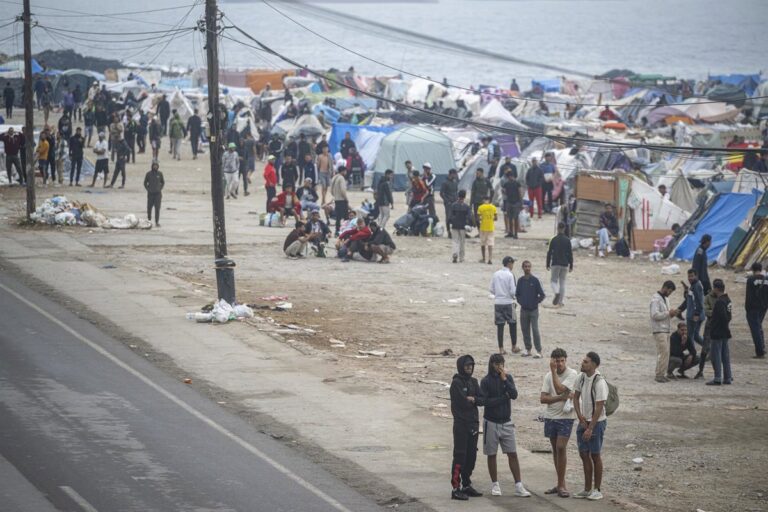 Plus de 300 entités, artistes et universitaires crient contre la haine et le racisme après l'entrée des migrants à Ceuta