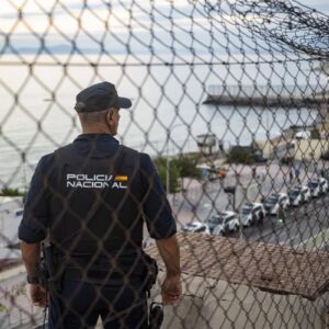 La Police localise 74 migrants entassés, dont dix mineurs, dans un appartement du quartier Príncipe de Ceuta