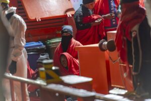 Ils accompagnent un cayuco avec 59 migrants, dont 4 mineurs, jusqu'au port de La Restinga (El Hierro)