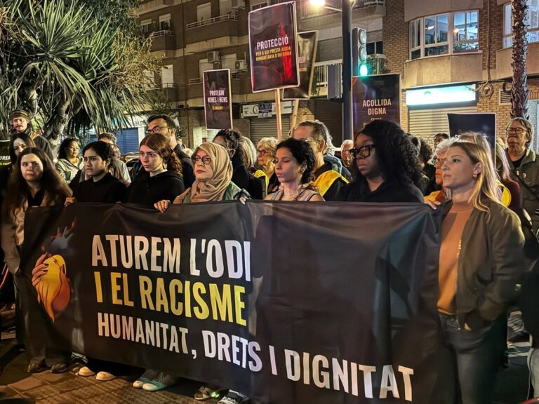 Un rassemblement à Valence dénonce que la situation à Ceuta est un « miroir de l'échec » des politiques d'immigration