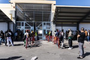 L'Europe examinera la plainte de Junts contre la régularisation des immigrants par le gouvernement