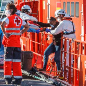 Une pirogue avec 12 migrants est secourue dans les eaux proches de la côte de Gran Canaria