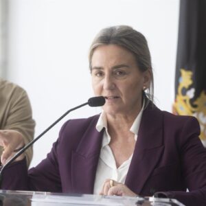 Le Gouvernement renforce la clôture de cinq écoles de Ceuta après l'urgence due à la crise migratoire