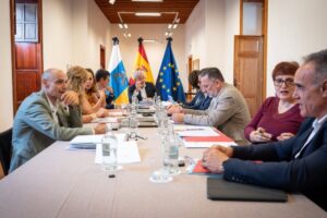 Les îles Canaries se déclarent aveugles en matière d'immigration : « Que fait le gouvernement ? Nous ne savons pas »