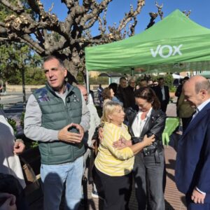 Samuel Vázquez (Vox) dénonce dans Caspe « les conséquences du manque de contrôle aux frontières »