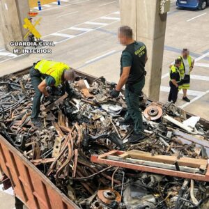 Un migrant mineur caché sous des tonnes de ferraille a été secouru dans le port de Melilla