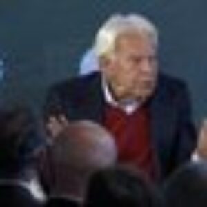 Felipe González appelle à faire « un pas sérieux » au sein de la Députation Permanente sur le problème de Ceuta